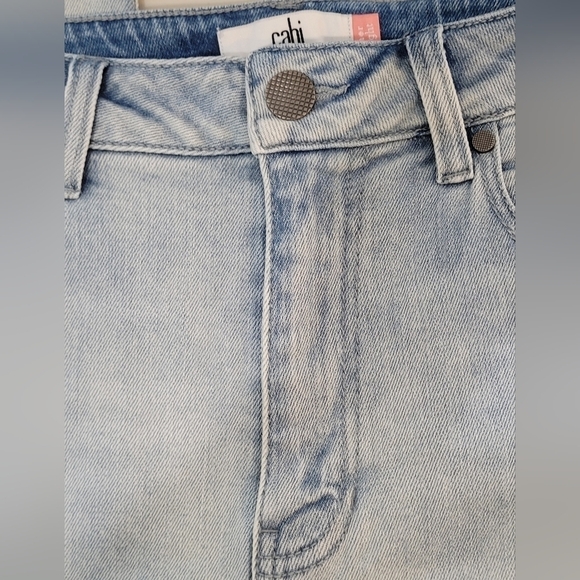 CAbi Higher High Rise Straight Leg Ice Blue Classic Jeans #5883 - Size 4 - Picture 6 of 13